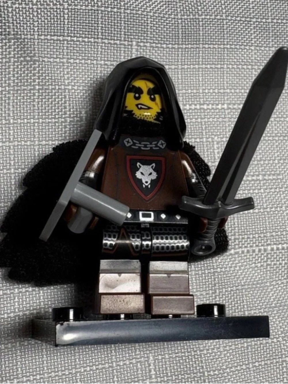 LEGO Series 27 Collectible Minifigures 71048 - Wolfpack Beastmaster